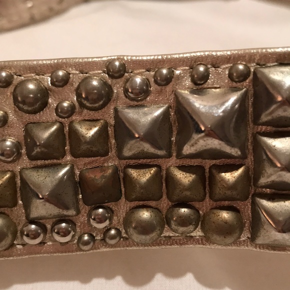 Sz 34 gold metal studded belt - Picture 8 of 8